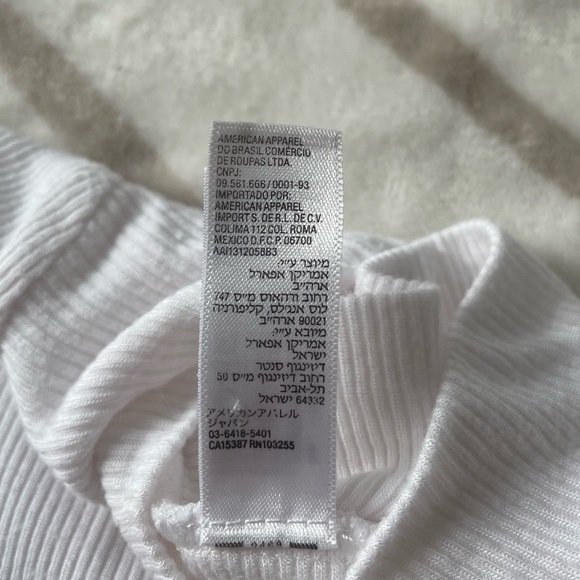 EUC American Apparel Women’s White Ribbed Knit Cuff Sleeve Mockneck Turtleneck S - Picture 8 of 9